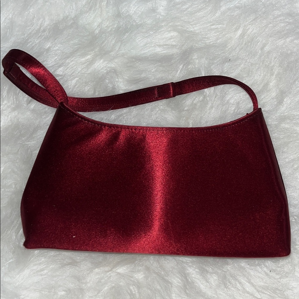 La Regale Burgundy Satin Evening Bag – Elegant Formal Clutch/Shoulder Purse